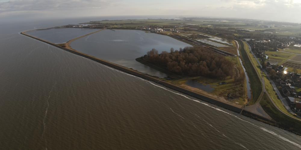 Luchtfout van de drinkwaterproductielocatie Andijk Watersource